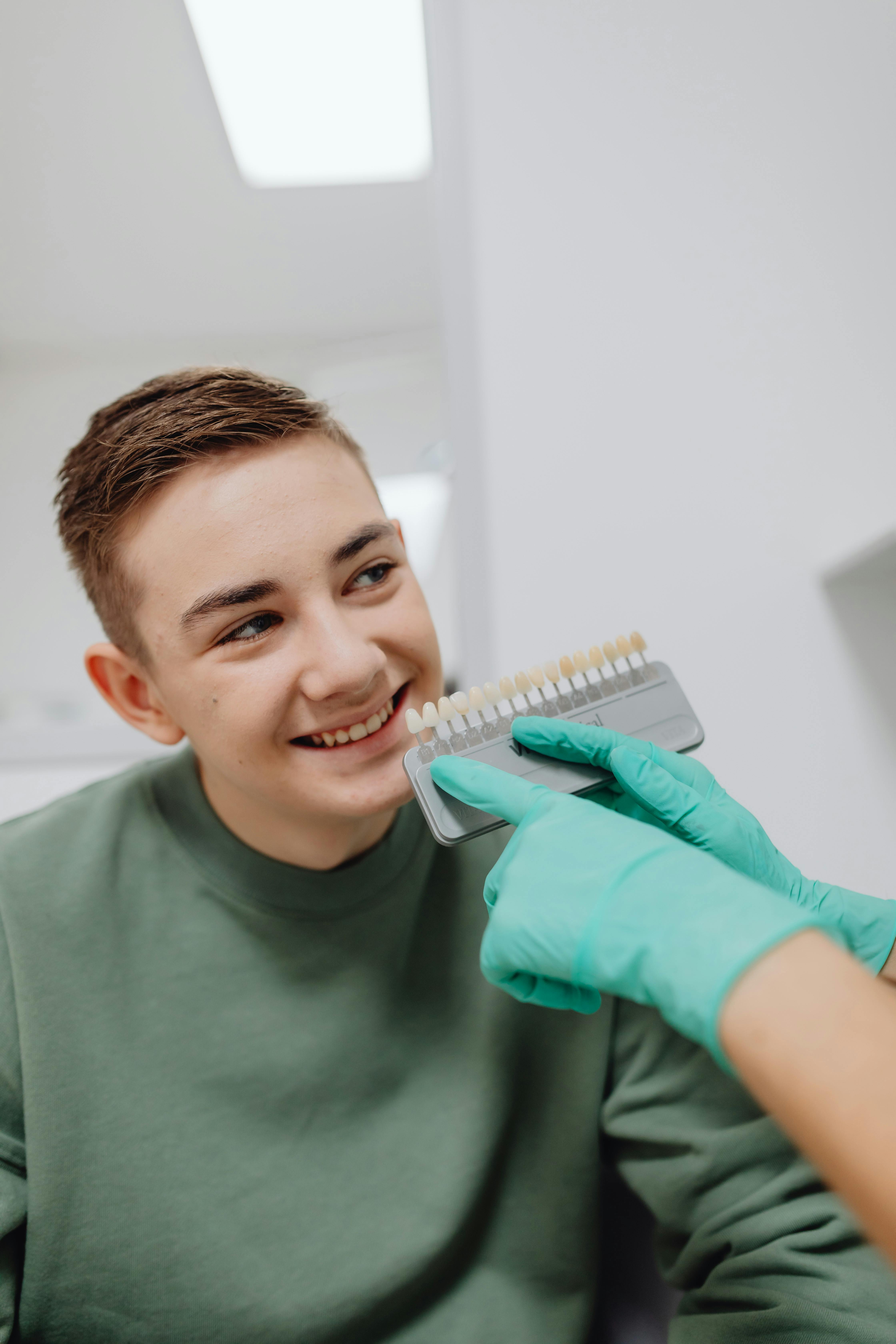 Nouveau sourire après remplacement complet des dents